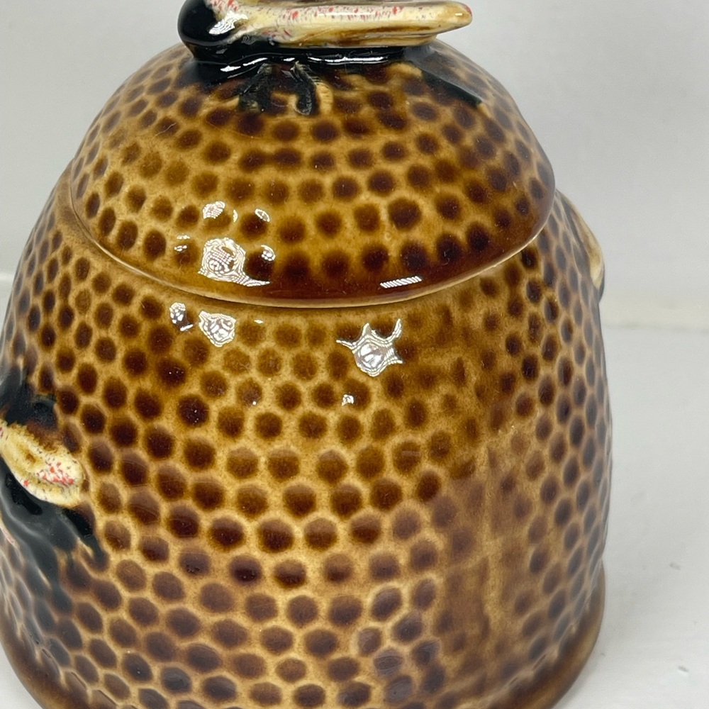 Vintage Arnel’s 1970s ceramic‎ honey jar 2 piece bee top kitchen honey comb jar - Picture 6 of 14